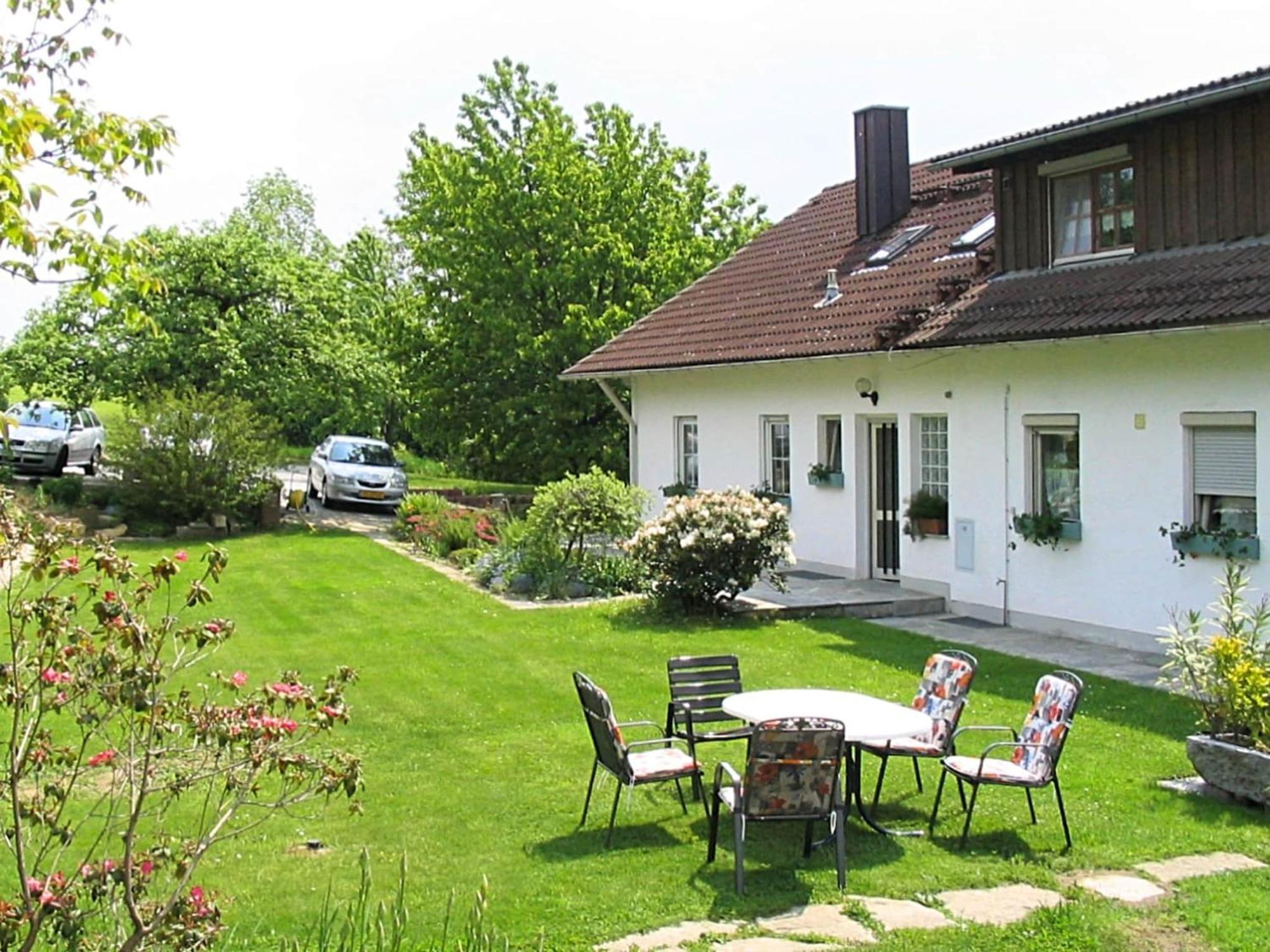Welcoming Chalet Near Forest In 洛恩巴赫 外观 照片